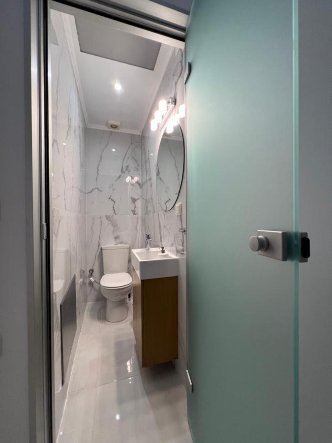 Modern Apartment Close To Airport With Gym And Bbq Kandiye Dış mekan fotoğraf