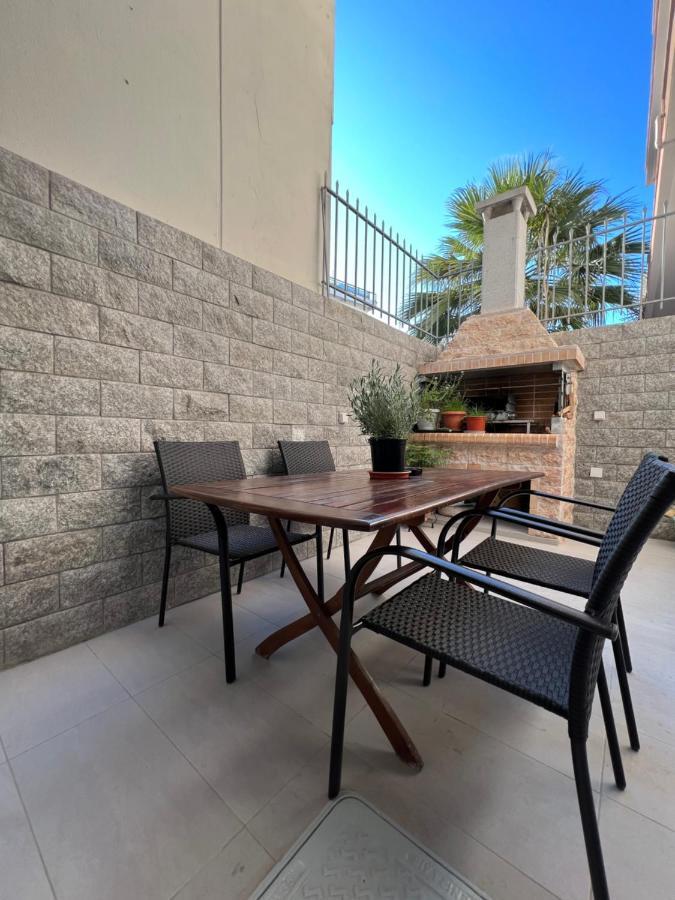 Modern Apartment Close To Airport With Gym And Bbq Kandiye Dış mekan fotoğraf
