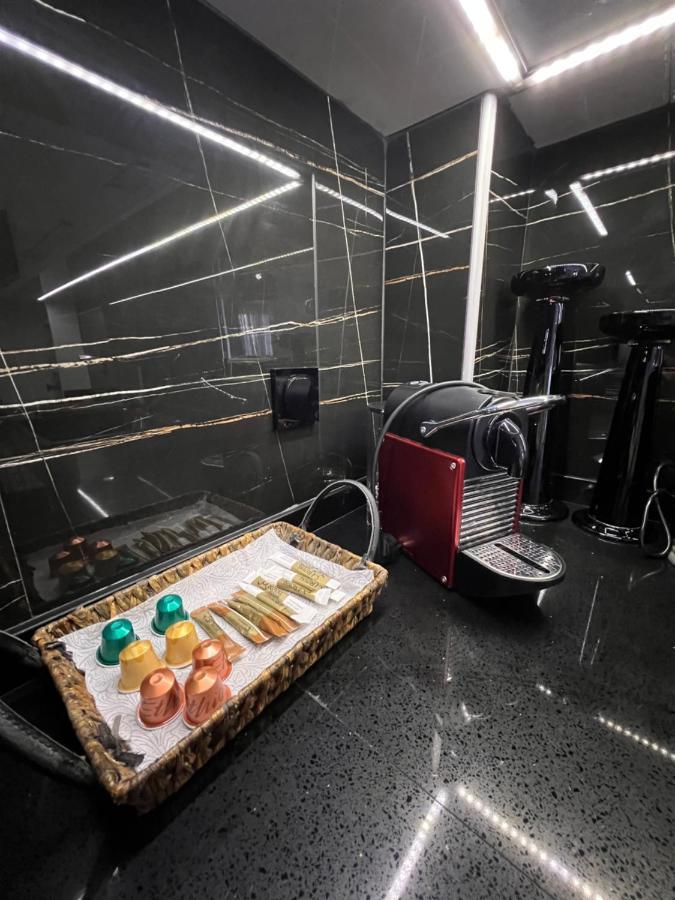 Modern Apartment Close To Airport With Gym And Bbq Kandiye Dış mekan fotoğraf